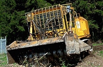 Ungepanzerte Version der Krohnschen Bodenfräse im Waldbau Einsatz